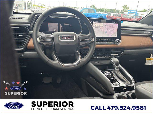 2025 GMC Canyon 4WD AT4