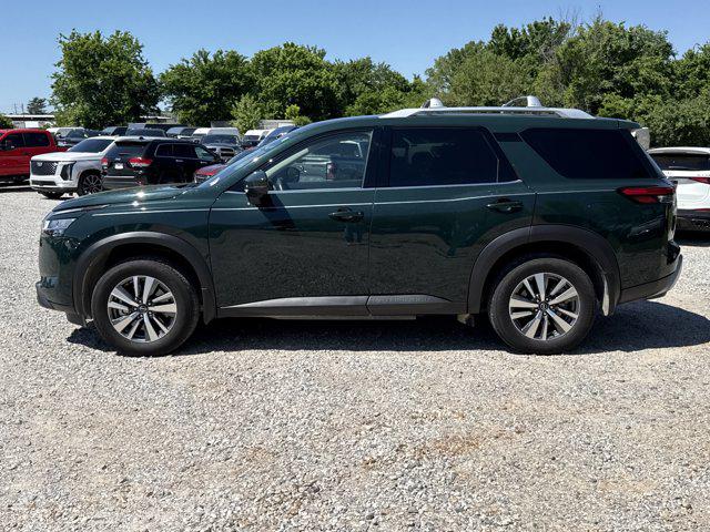 2024 Nissan Pathfinder SL 4WD