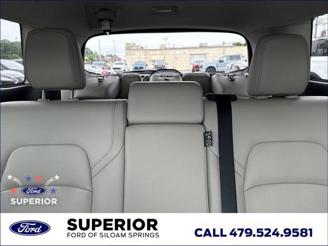 2024 Nissan Pathfinder SL 4WD