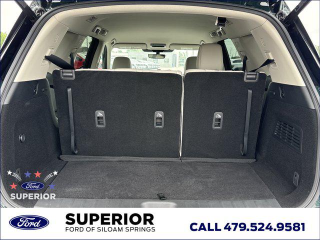 2024 Nissan Pathfinder SL 4WD