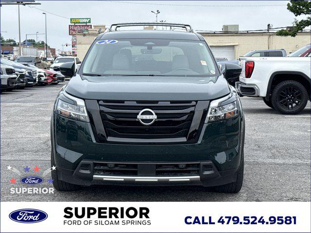 2024 Nissan Pathfinder SL 4WD