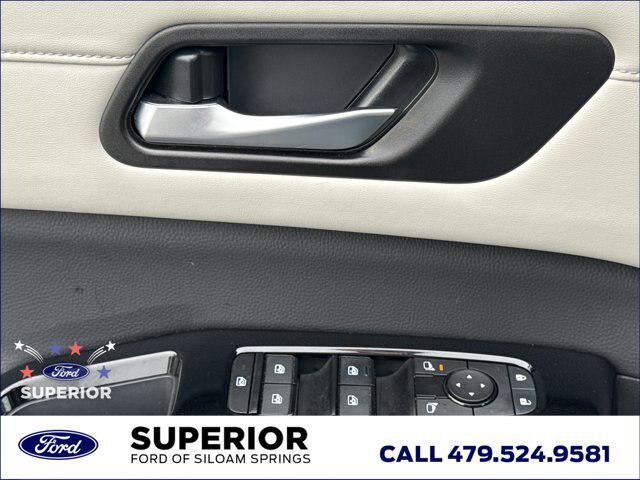 2024 Nissan Pathfinder SL 4WD