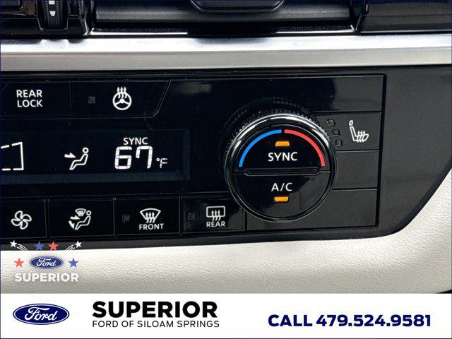 2024 Nissan Pathfinder SL 4WD