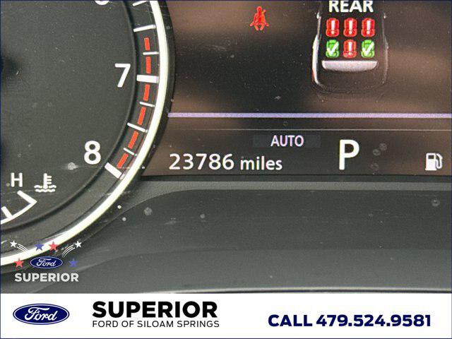 2024 Nissan Pathfinder SL 4WD