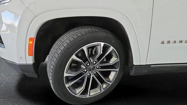2022 Jeep Grand Wagoneer Series III 4x4