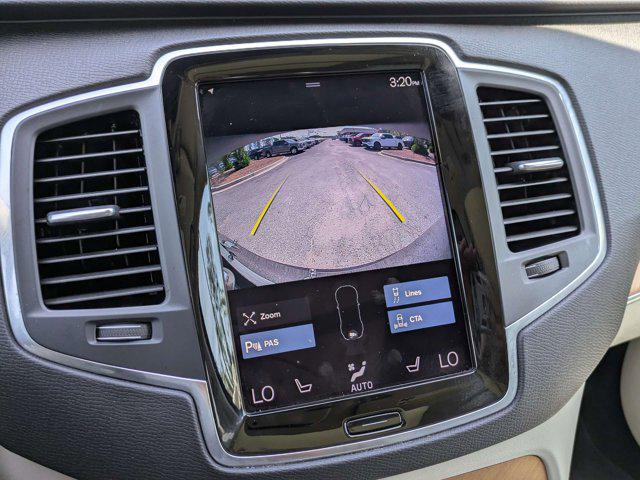 2021 Volvo XC90 T6 Momentum 7 Passenger
