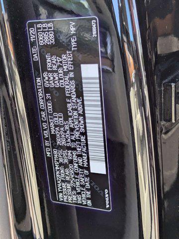 2021 Volvo XC90 T6 Momentum 7 Passenger
