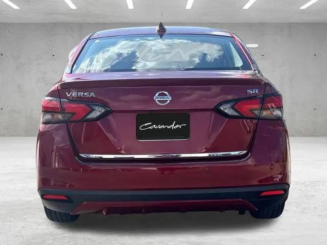 2020 Nissan Versa SR Xtronic CVT