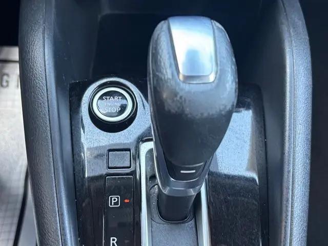 2020 Nissan Versa SR Xtronic CVT