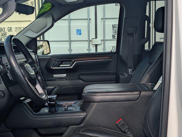 2024 GMC Sierra 1500 4WD Crew Cab Short Box Denali