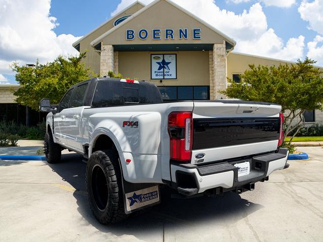 2026 Ford F-350 Platinum