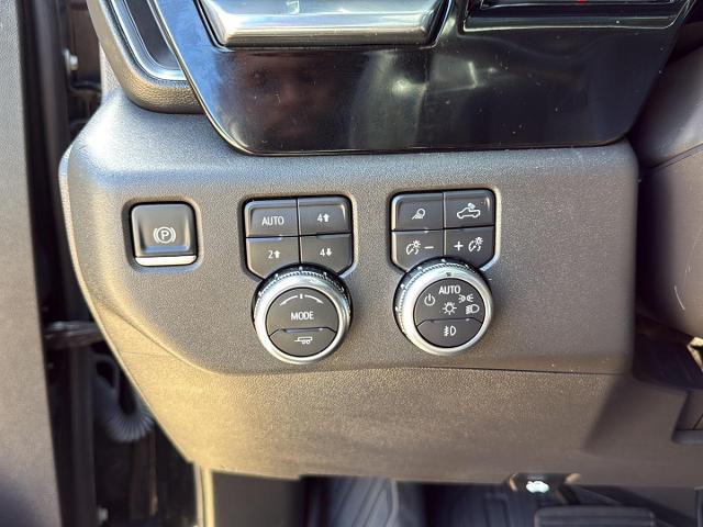 2024 GMC Sierra 1500 4WD Crew Cab Short Box Elevation with 3SB
