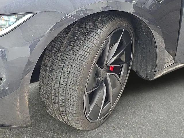 2025 Tesla Model 3 Performance All-Wheel Drive