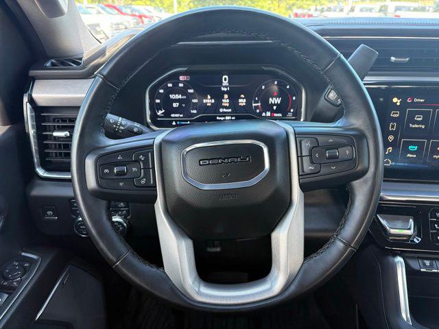 2024 GMC Sierra 2500HD 4WD Crew Cab Standard Bed Denali