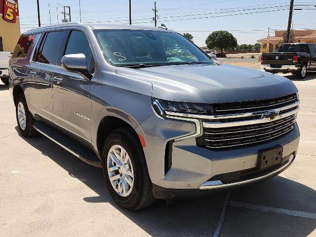 2022 Chevrolet Suburban 4WD LT