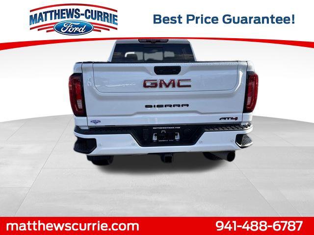 2022 GMC Sierra 3500HD 4WD Crew Cab Standard Bed AT4