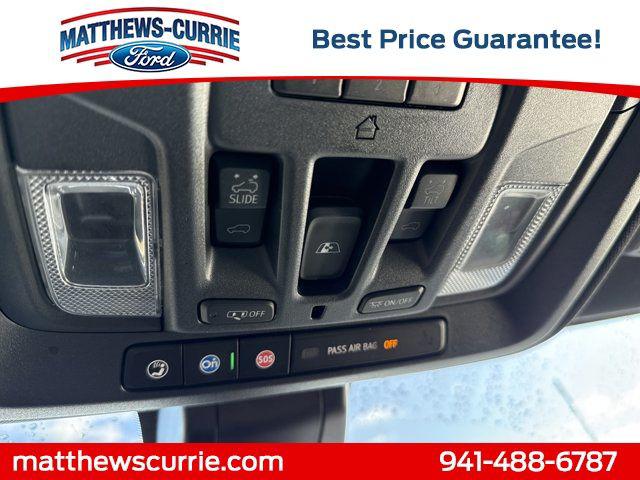 2022 GMC Sierra 3500HD 4WD Crew Cab Standard Bed AT4