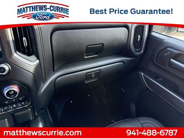 2022 GMC Sierra 3500HD 4WD Crew Cab Standard Bed AT4