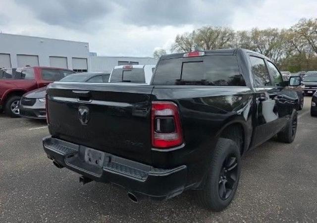 2022 Ram 1500 Big Horn Crew Cab 4x4 5'7" Box