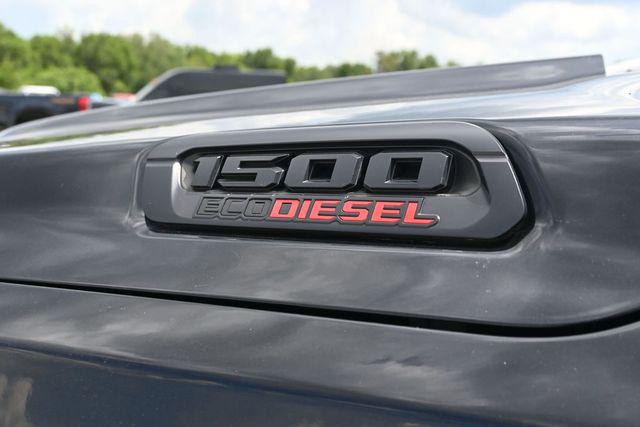 2022 Ram 1500 Big Horn Crew Cab 4x4 5'7" Box