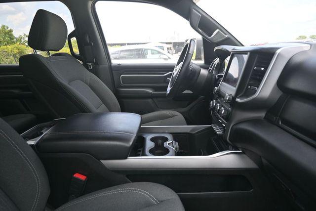 2022 Ram 1500 Big Horn Crew Cab 4x4 5'7" Box