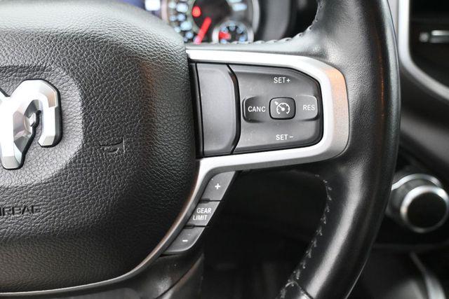 2022 Ram 1500 Big Horn Crew Cab 4x4 5'7" Box
