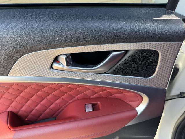 2022 Genesis G70 3.3T RWD Launch Edition