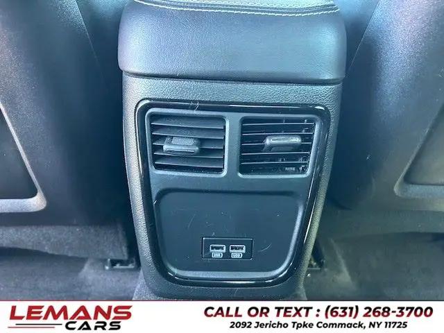 2019 Chrysler 300 300S