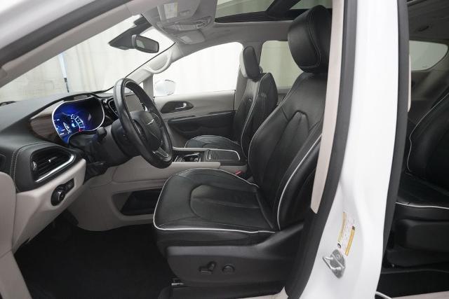 2022 Chrysler Pacifica Hybrid Limited