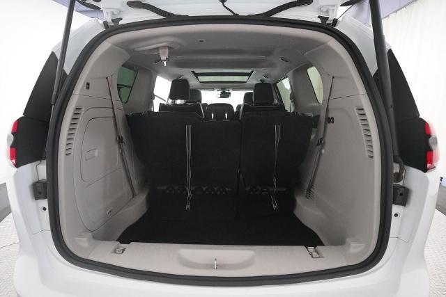 2022 Chrysler Pacifica Hybrid Limited