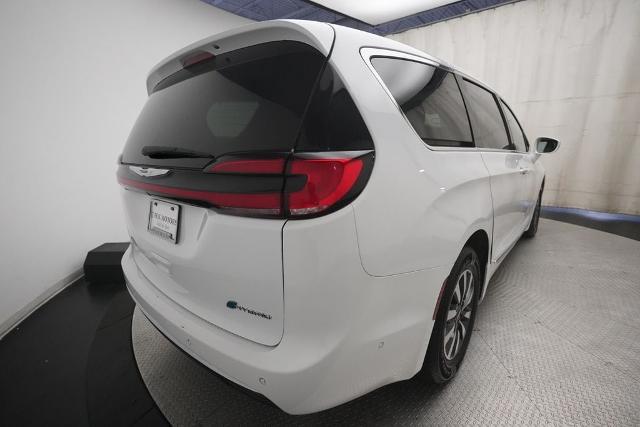 2022 Chrysler Pacifica Hybrid Limited