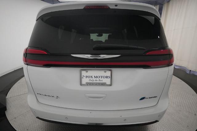 2022 Chrysler Pacifica Hybrid Limited
