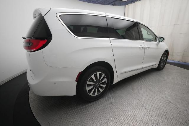 2022 Chrysler Pacifica Hybrid Limited