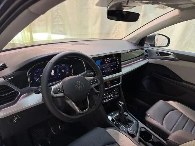2026 Volkswagen Taos SEL