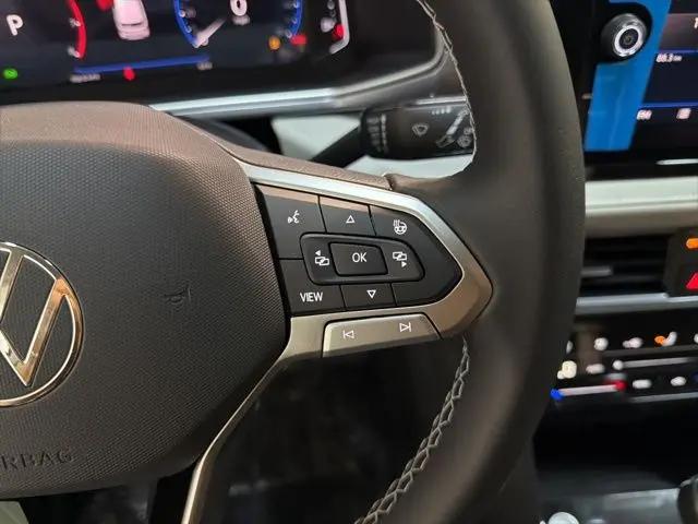 2026 Volkswagen Taos SEL