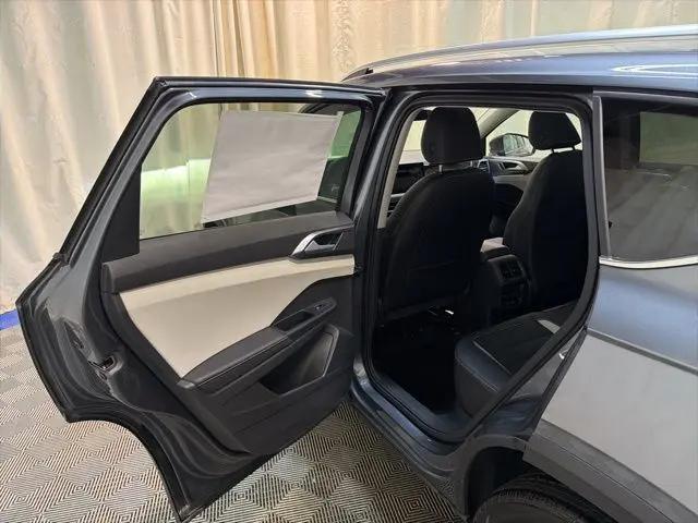 2026 Volkswagen Taos SEL