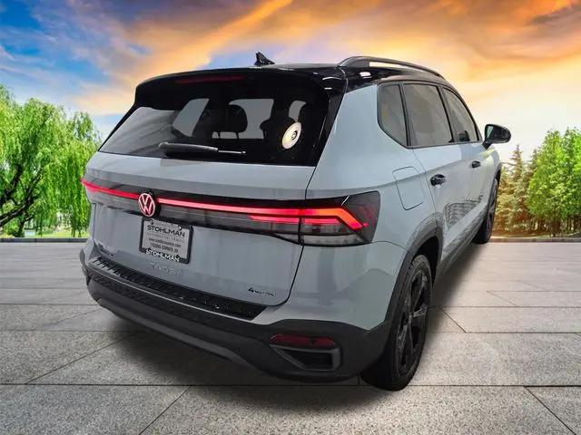 2026 Volkswagen Taos SE Black