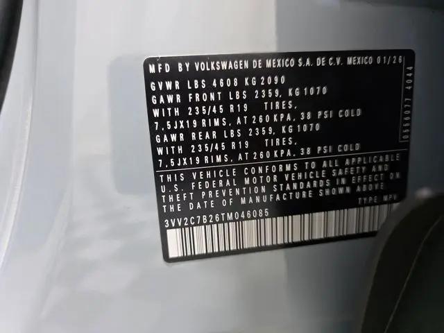 2026 Volkswagen Taos SE Black