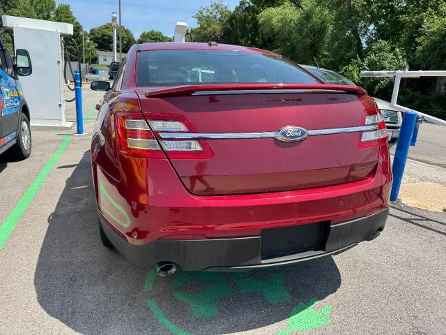 2016 Ford Taurus SHO