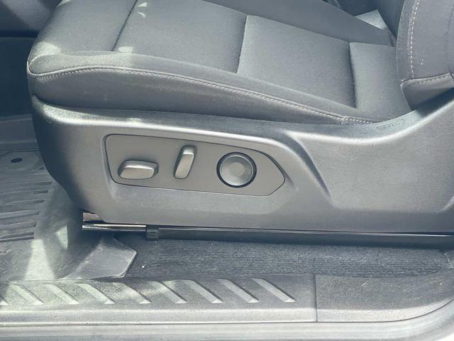 2023 Chevrolet Colorado 2WD Crew Cab Short Box WT