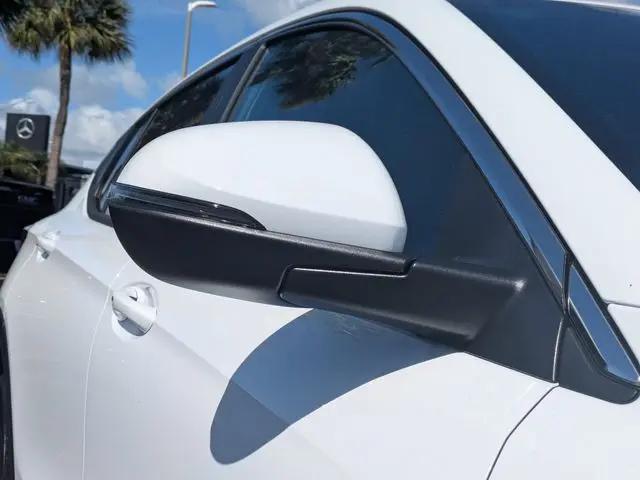 2026 Buick NV Preferred FWD