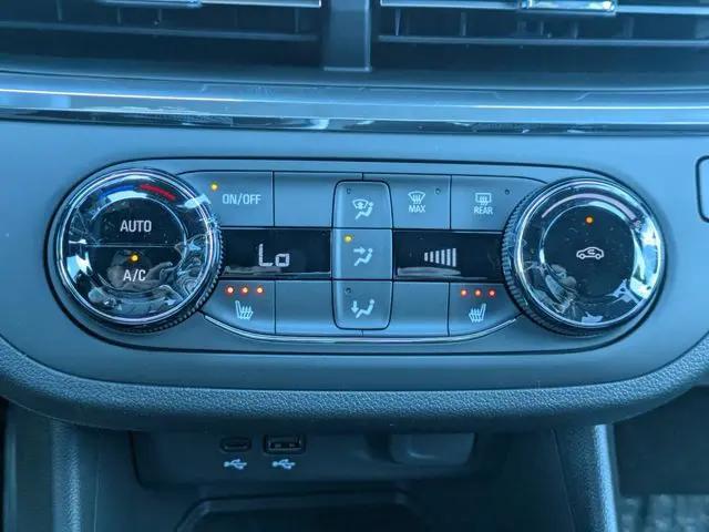 2026 Buick NV Preferred FWD