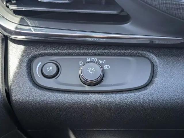 2026 Buick NV Preferred FWD