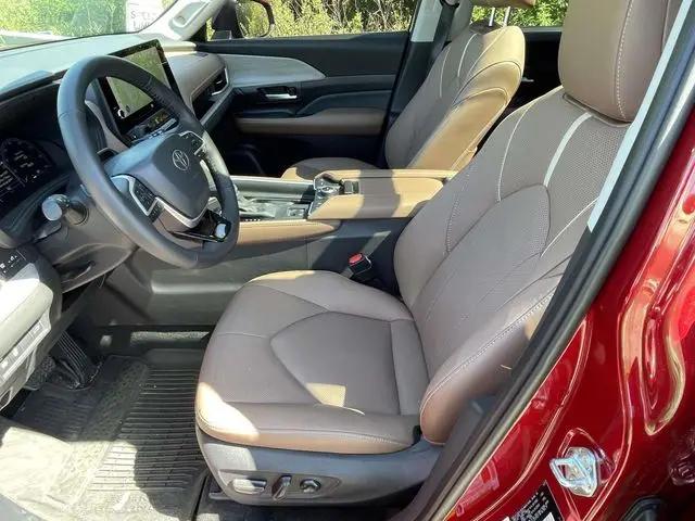 2026 Toyota Grand Highlander Platinum