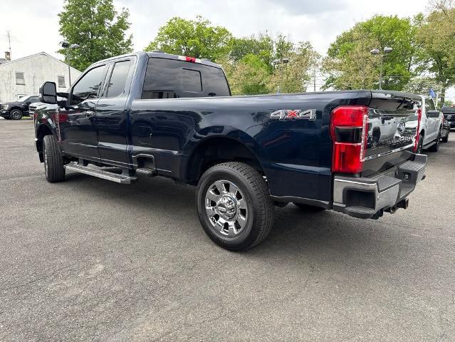 2023 Ford F-350 LARIAT