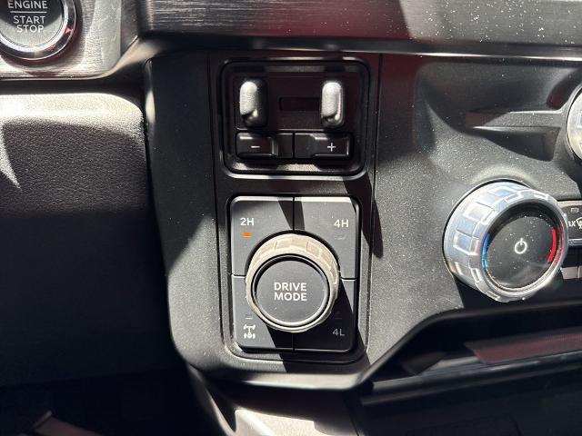 2023 Ford F-350 LARIAT