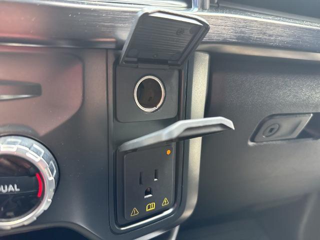2023 Ford F-350 LARIAT