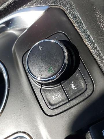 2021 Chevrolet Traverse FWD LT Cloth