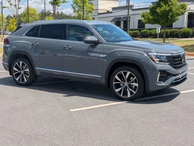2026 Volkswagen Atlas Cross Sport SEL Premium R-Line