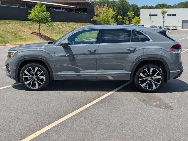 2026 Volkswagen Atlas Cross Sport SEL Premium R-Line